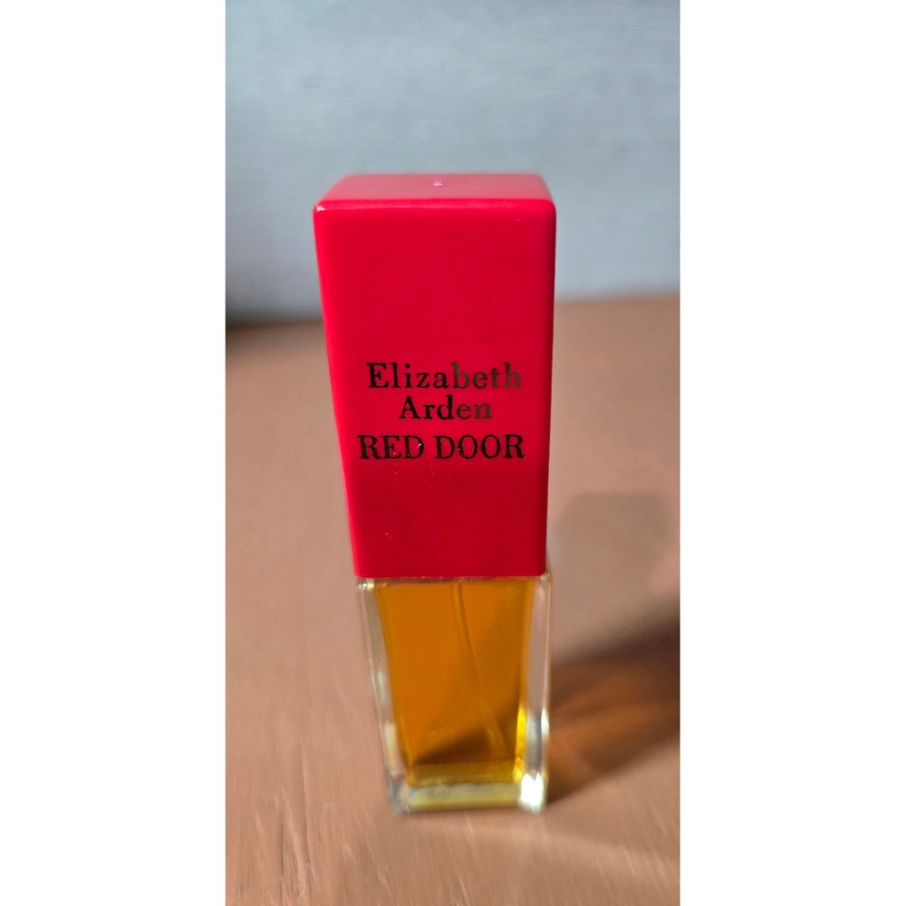 Elizabeth Arden Red Door Eau de Parfum Spray 0.33 fl oz 10ml Travel Size EDP